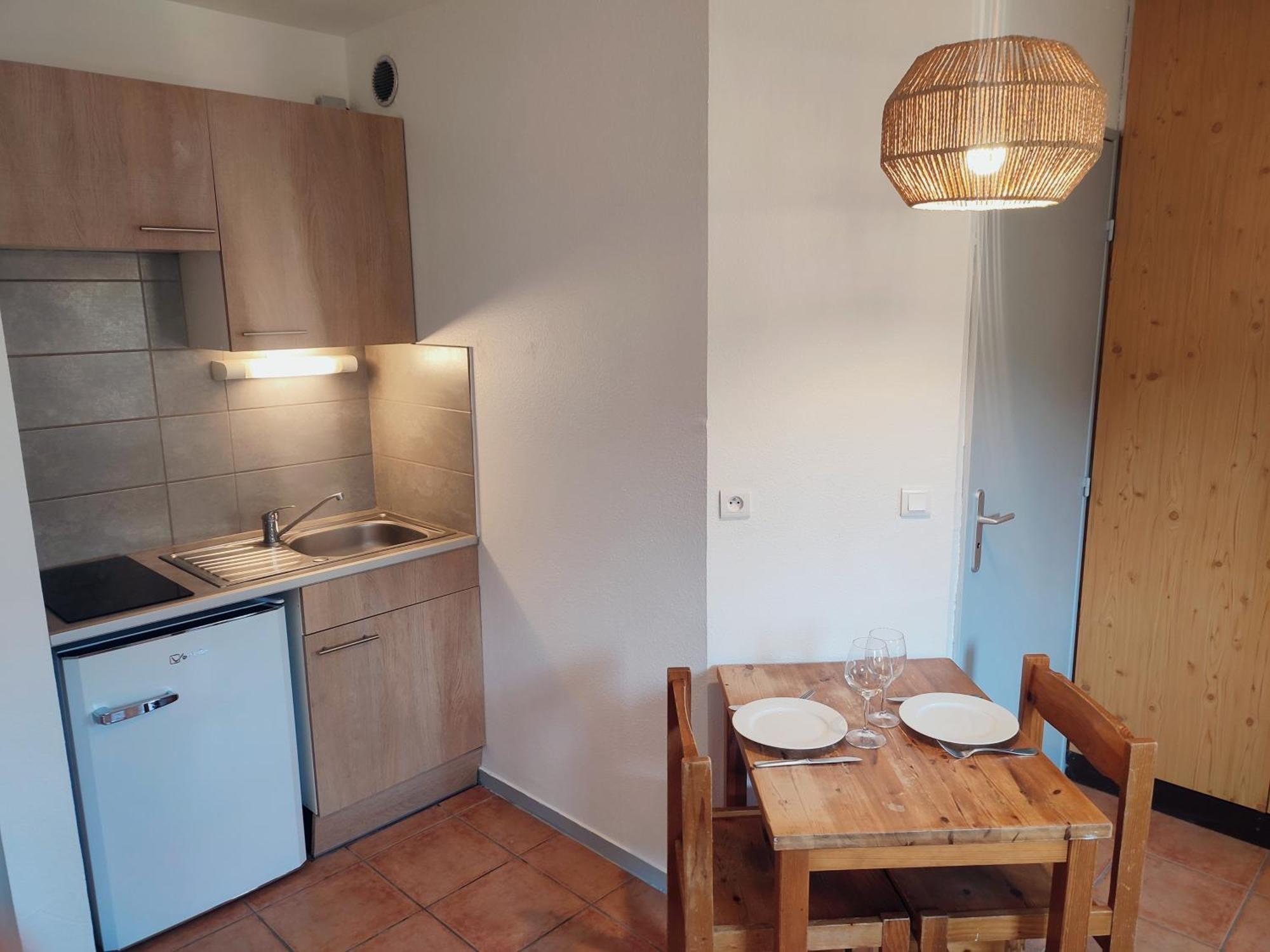 Le studio des Garrigues - Calme et fonctionnel Gréoux-les-Bains Extérieur photo